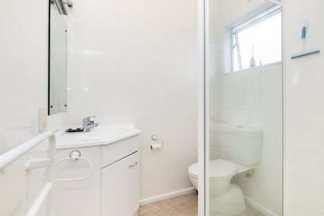 Photo of property in 7 Mill Road, Clive, 4102