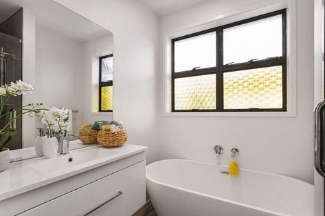 Photo of property in 332 Clyde Road, Bryndwr, Christchurch, 8053