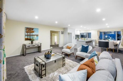 Photo of property in 5 Maxwelton Drive, Mairangi Bay, Auckland, 0630