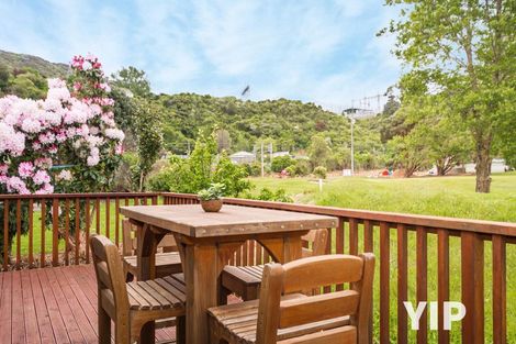 Photo of property in 7 York Avenue, Manor Park, Lower Hutt, 5019