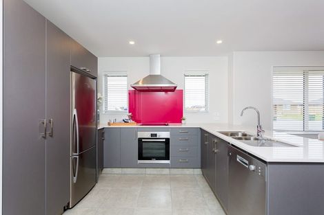 Photo of property in 5b Yates Place, Amberley, 7410