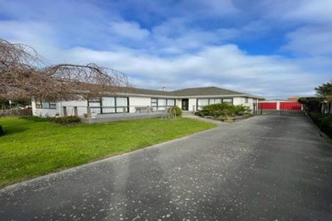 Photo of property in 17 Claridges Road, Casebrook, Christchurch, 8051