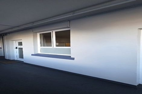 Photo of property in Devonport Apartments, 31/127 Saint Aubyn Street, New Plymouth, 4310