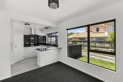 Photo of property in 21a Rimmington Drive, Hamilton Lake, Hamilton, 3204