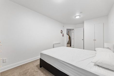 Photo of property in 12/31 Dowling Street, Dunedin Central, Dunedin, 9016