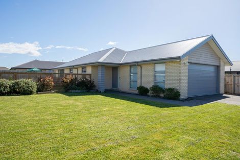 Photo of property in 10 El Alamein Avenue, Rangiora, 7400