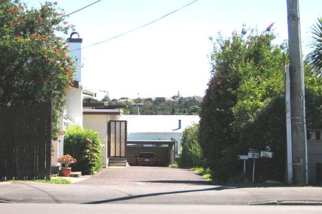Photo of property in 2/169 Onewa Road, Birkenhead, Auckland, 0626