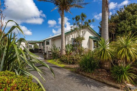 Photo of property in 44 Taihiki Road, Clarks Beach, 2122