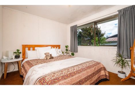 Photo of property in 2 Forest Hill Road, Henderson, Auckland, 0612
