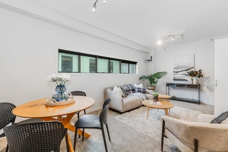 Photo of property in Dixonlane Apartments, 5/7 Feltex Lane, Te Aro, Wellington, 6011