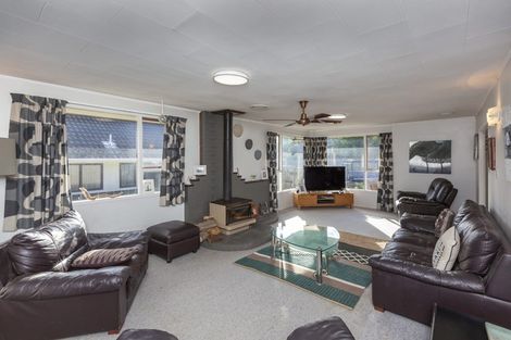 Photo of property in 22 Ocean Road, Paraparaumu Beach, Paraparaumu, 5032