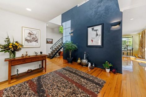 Photo of property in 35d Grand Vue Road, Kawaha Point, Rotorua, 3010