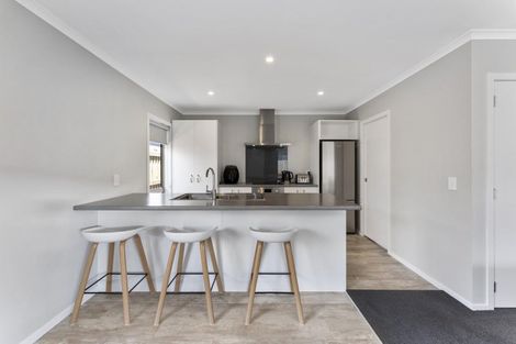 Photo of property in 14 Ron Fawcett Way, Wainuiomata, Lower Hutt, 5014