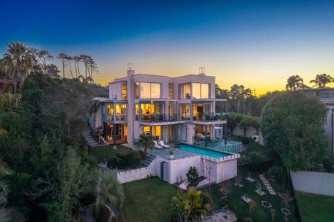 Photo of property in 28 Mansion Court, West Harbour, Auckland, 0618