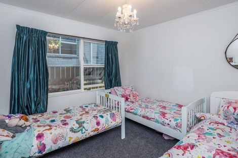 Photo of property in 74 Gray Avenue, Paraparaumu Beach, Paraparaumu, 5032
