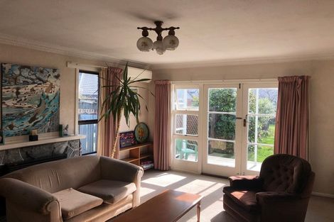 Photo of property in 1 Clonbern Place, Upper Riccarton, Christchurch, 8041