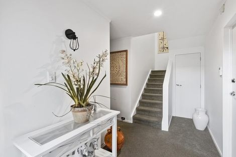 Photo of property in 3/56 Milford Road, Milford, Auckland, 0620