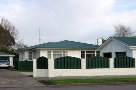 Photo of property in 82 Maxwells Line, Awapuni, Palmerston North, 4412