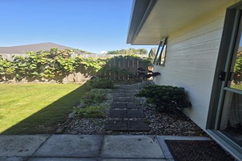 Photo of property in 2/75 Mclauchlan Street, Springlands, Blenheim, 7201