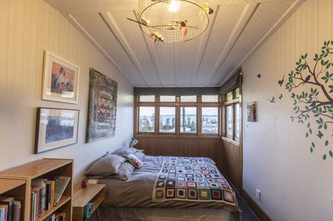 Photo of property in 16 Brewster Street, Bluff Hill, Napier, 4110