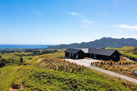 Photo of property in 791 Dover Road, Okato, New Plymouth, 4374