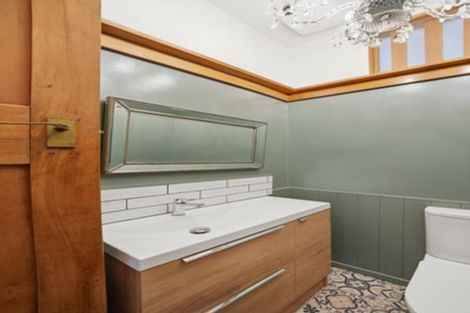 Photo of property in 12 Cashmere Road, Cashmere, Christchurch, 8022