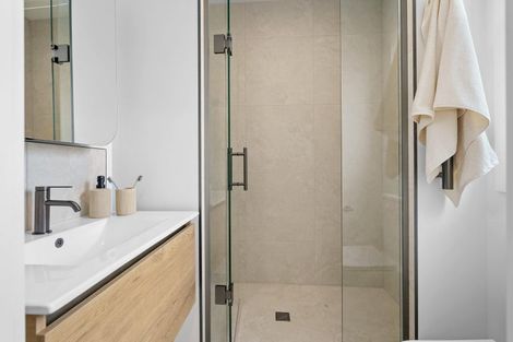 Photo of property in 9a Bourke Drive, Cambridge, 3434