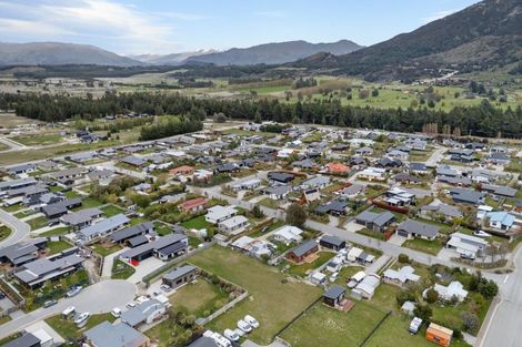 Photo of property in 18 Pennycook Place, Lake Hawea, 9382