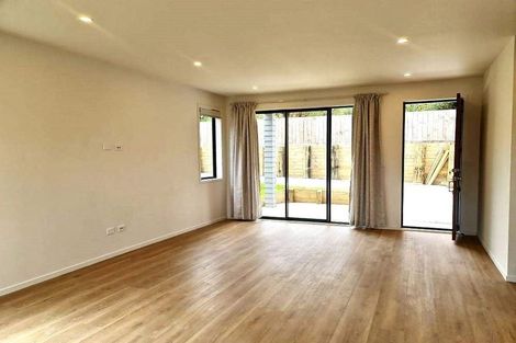 Photo of property in 42b Don Buck Road, Massey, Auckland, 0614