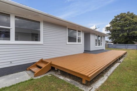 Photo of property in 42 Kashmir Avenue, Clouston Park, Upper Hutt, 5018