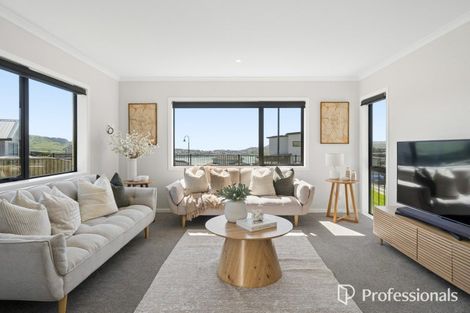 Photo of property in 63 Ken Douglas Drive, Aotea, Porirua, 5024