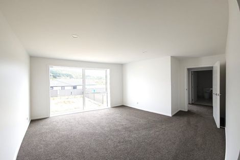 Photo of property in 81 Hokioi Drive, Kenepuru, Porirua, 5022