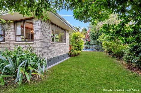 Photo of property in 10 Pollen Street, Woodville, 4920