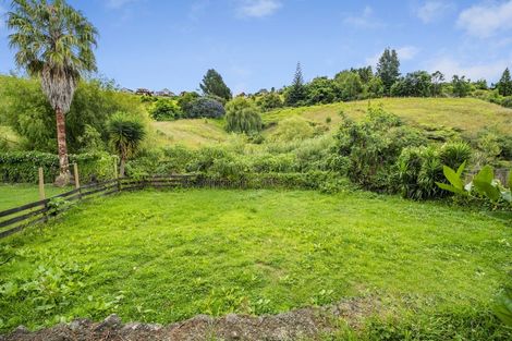 Photo of property in 37 Resolution Road, Welcome Bay, Tauranga, 3112