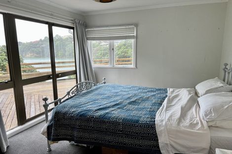 Photo of property in 109 Island Bay Road, Beach Haven, Auckland, 0626