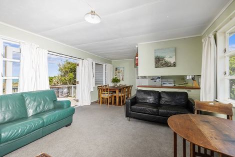 Photo of property in 51 Blue Pacific Parade, Riversdale Beach, Masterton, 5872