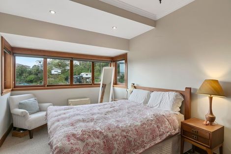 Photo of property in 105 Mortimer Terrace, Brooklyn, Wellington, 6021