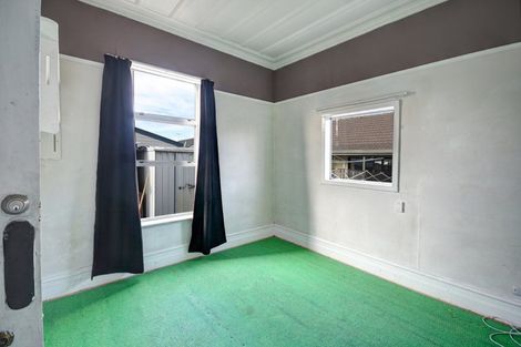 Photo of property in 15 Cutten Street, South Dunedin, Dunedin, 9012