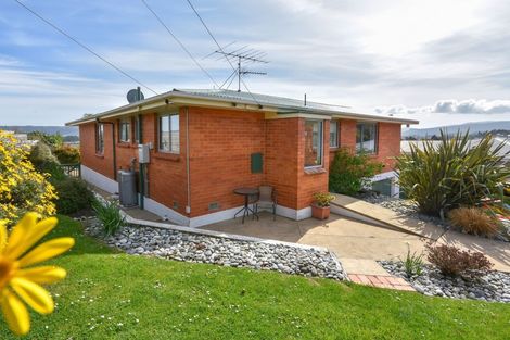 Photo of property in 9 Tweed Street, Kinmont Park, Mosgiel, 9024