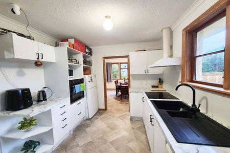 Photo of property in 8 Kiwi Street, Heretaunga, Upper Hutt, 5018