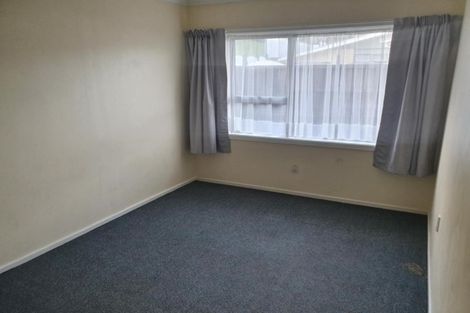 Photo of property in 39a Simons Street, Moturoa, New Plymouth, 4310