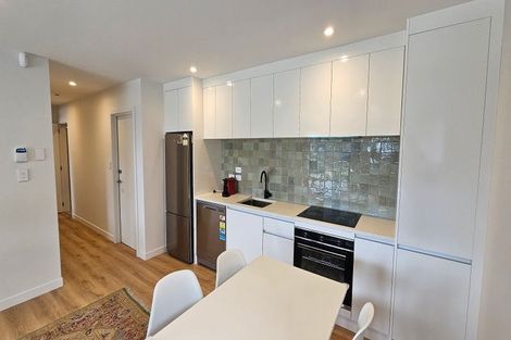 Photo of property in 54 View Road, Campbells Bay, Auckland, 0630
