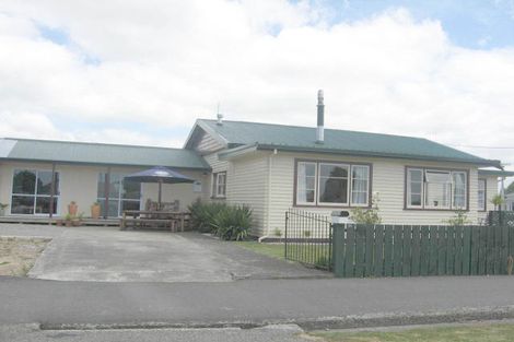 Photo of property in 10 King Street, Pahiatua, 4910