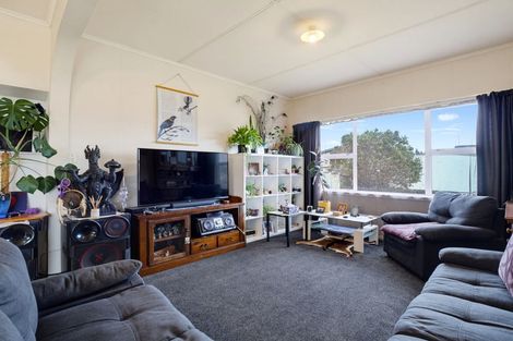 Photo of property in 50 Pitt Street, Raetihi, 4632