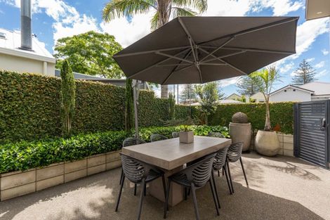 Photo of property in 123 Waghorne Street, Ahuriri, Napier, 4110