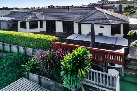 Photo of property in 40 Redwood Crescent, Hurdon, New Plymouth, 4310