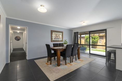 Photo of property in 22 Liberty Grove, Kelvin Grove, Palmerston North, 4414