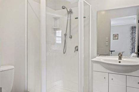 Photo of property in 15 Hawkins Place, Rangiora, 7400