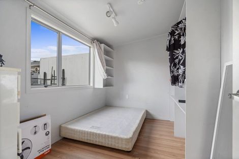 Photo of property in 2 Keays Road, Avenues, Whangarei, 0110