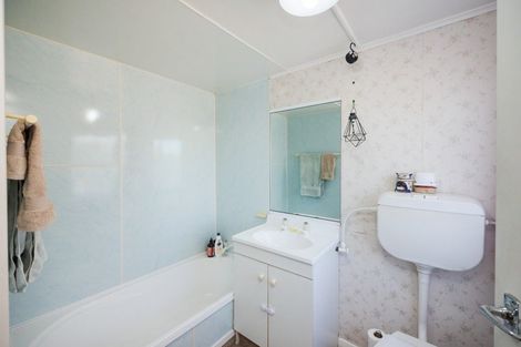 Photo of property in 11 Brightwater Terrace, Terrace End, Palmerston North, 4410